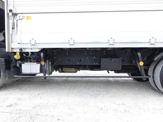 三菱ふそうキャンターアルミウイング小型（2t・3t）[写真14]