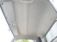 三菱ふそうキャンターアルミウイング小型（2t・3t）[写真18]