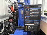 三菱ふそうキャンタークレーン4段小型（2t・3t）[写真29]