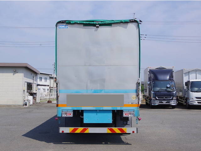 日野プロフィア幌ウイング大型（10t）[写真17]
