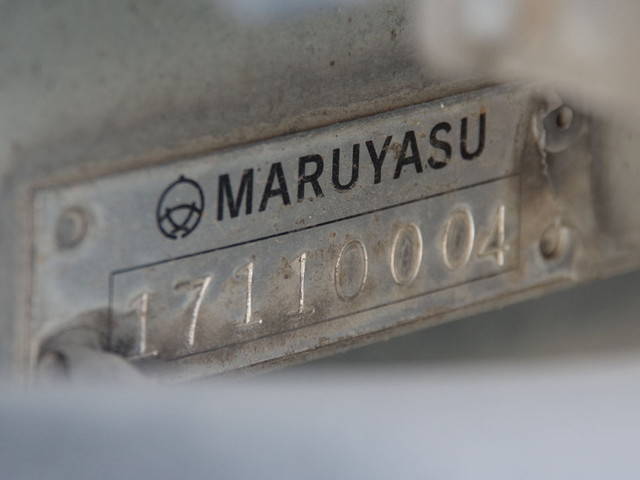 日野プロフィア幌ウイング大型（10t）[写真20]