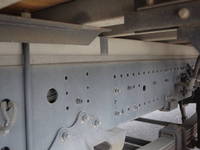 日野プロフィア幌ウイング大型（10t）[写真09]