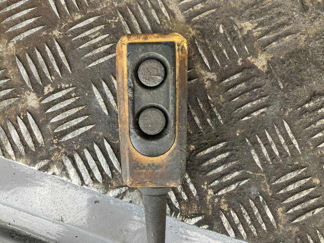 日野デュトロアルミバン小型（2t・3t）[写真13]