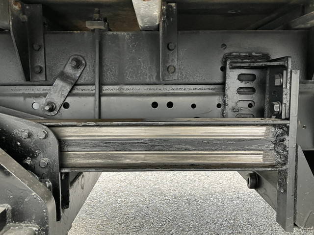 日野デュトロアルミバン小型（2t・3t）[写真26]