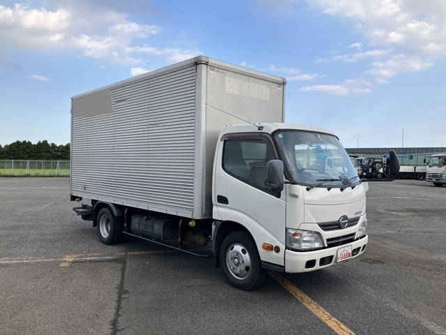 日野デュトロアルミバン小型（2t・3t）[写真03]