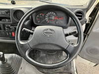 日野デュトロアルミバン小型（2t・3t）[写真36]