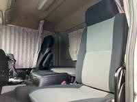 日野プロフィアセルフクレーン4段大型（10t）[写真34]