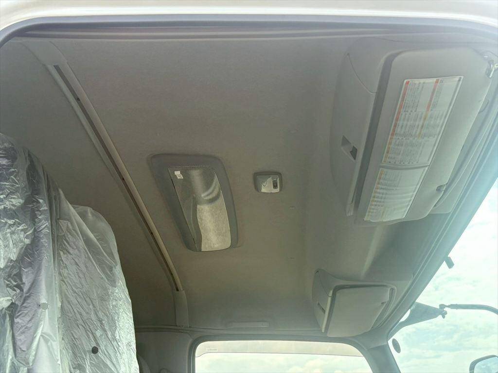 いすゞフォワード冷凍車（冷蔵車）中型（4t）[写真23]