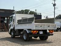 いすゞフォワードダンプ中型（4t）[写真02]