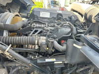 UDトラックスクオンアルミブロック大型（10t）[写真14]