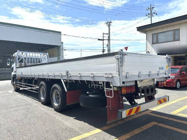 UDトラックスクオンアルミブロック大型（10t）[写真02]