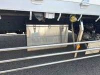 UDトラックスクオンアルミブロック大型（10t）[写真09]