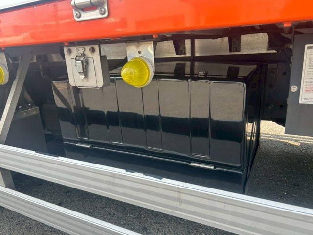 日野プロフィアアルミウイング大型（10t）[写真16]