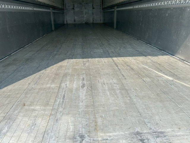 日野プロフィアアルミウイング大型（10t）[写真07]