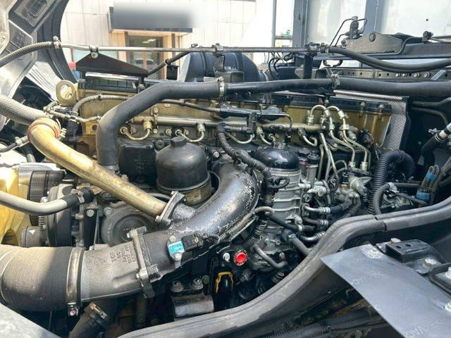 三菱ふそうスーパーグレートアルミブロック大型（10t）[写真12]