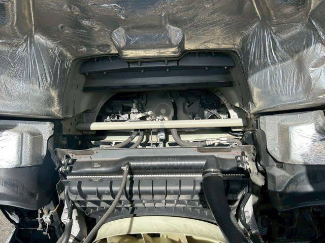 三菱ふそうスーパーグレートアルミブロック大型（10t）[写真15]