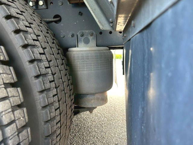 日野プロフィアアルミブロック大型（10t）[写真06]