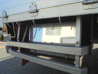 三菱ふそうファイターアルミブロック増トン（6t・8t）[写真09]