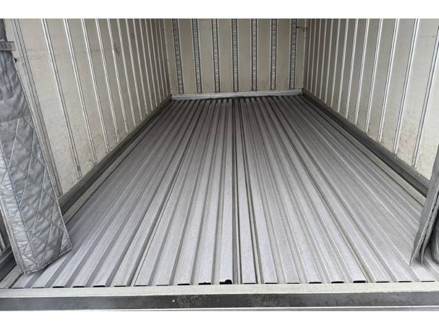 いすゞエルフ冷凍車（冷蔵車）小型（2t・3t）[写真14]