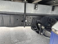 いすゞエルフ冷凍車（冷蔵車）小型（2t・3t）[写真38]