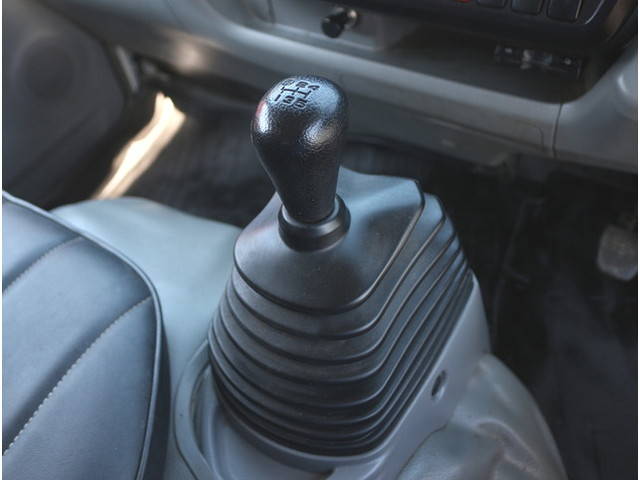 トヨタその他の車種ダブルキャブ（Wキャブ）小型（2t・3t）[写真19]