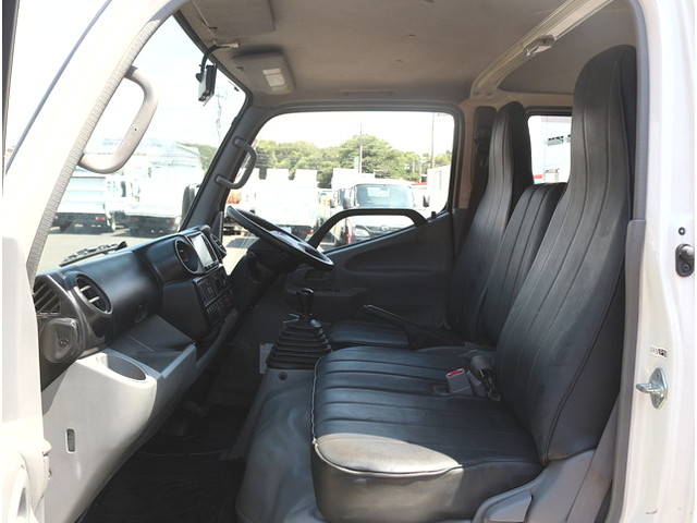 トヨタその他の車種ダブルキャブ（Wキャブ）小型（2t・3t）[写真24]