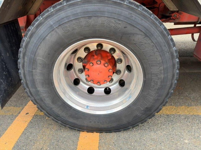 いすゞフォワードクレーン4段増トン（6t・8t）[写真14]