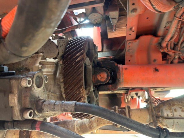 いすゞフォワードクレーン4段増トン（6t・8t）[写真15]