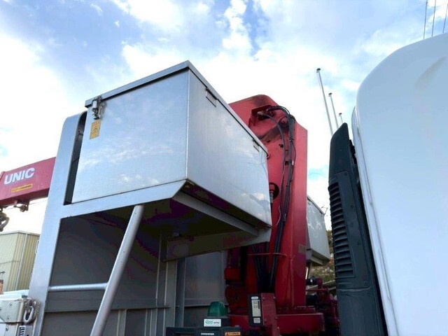 いすゞフォワードクレーン4段増トン（6t・8t）[写真18]