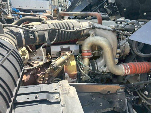 日野プロフィアアルミウイング大型（10t）[写真21]