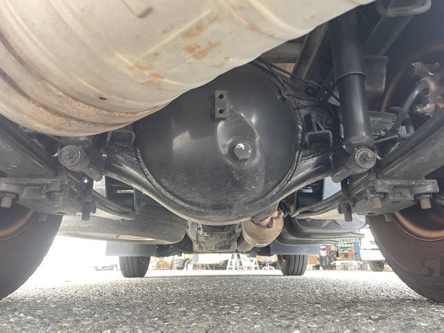 三菱ふそうキャンターアルミバン小型（2t・3t）[写真23]