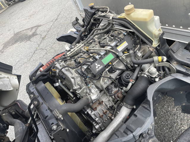 三菱ふそうキャンターアルミバン小型（2t・3t）[写真25]