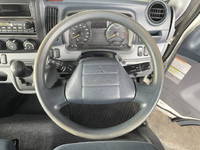 三菱ふそうキャンターアルミバン小型（2t・3t）[写真36]