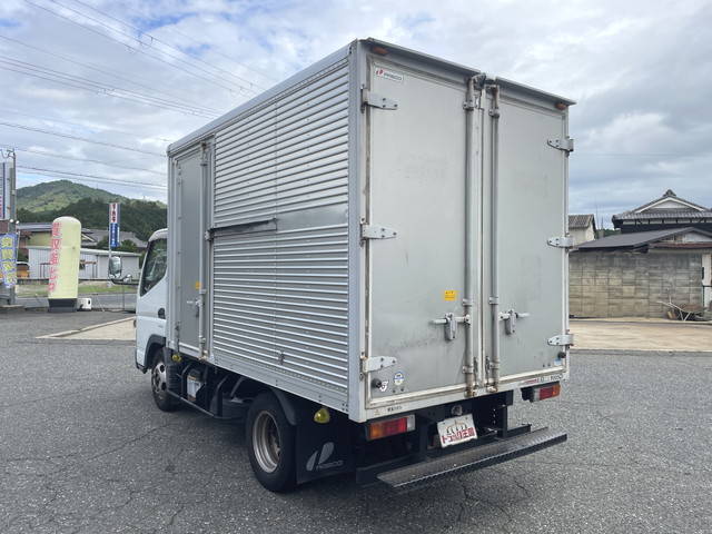 三菱ふそうキャンターアルミバン小型（2t・3t）[写真04]
