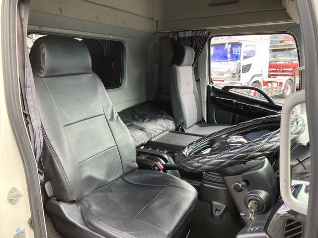 日野レンジャーアルミウイング中型（4t）[写真30]