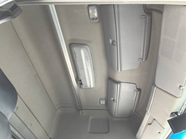 日野レンジャーアルミウイング中型（4t）[写真32]