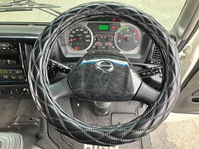 日野レンジャーアルミウイング中型（4t）[写真35]