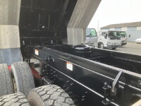 日野プロフィアダンプ大型（10t）[写真15]