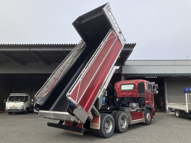 日野プロフィアダンプ大型（10t）[写真02]