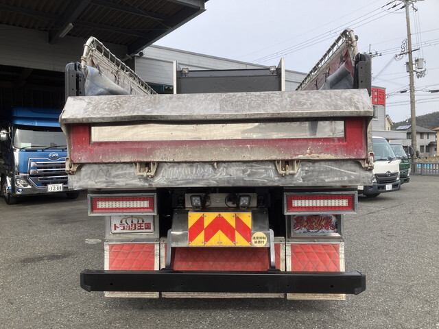 日野プロフィアダンプ大型（10t）[写真08]