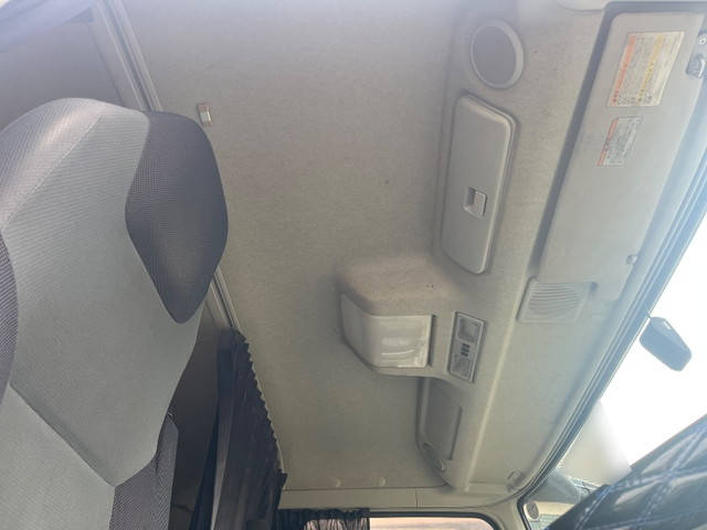 三菱ふそうスーパーグレートダンプ大型（10t）[写真10]