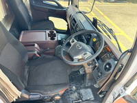 日野レンジャーミキサー車（コンクリートミキサー）増トン（6t・8t）[写真31]