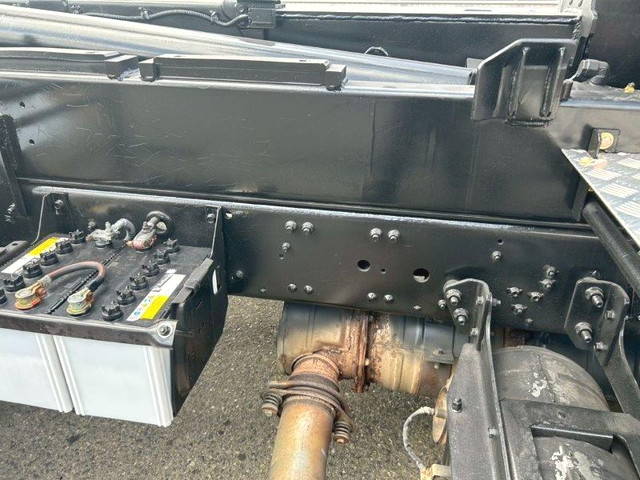 三菱ふそうファイターコンテナ専用車増トン（6t・8t）[写真18]