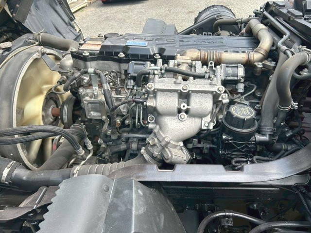 三菱ふそうファイターコンテナ専用車増トン（6t・8t）[写真22]