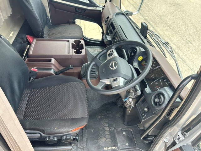 日野レンジャーミキサー車（コンクリートミキサー）増トン（6t・8t）[写真25]