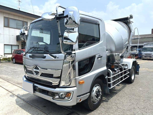 日野レンジャーミキサー車（コンクリートミキサー）増トン（6t・8t）[写真03]