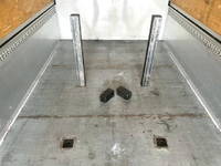 いすゞギガアルミウイング大型（10t）[写真14]