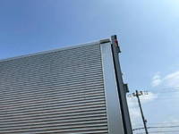 いすゞギガアルミウイング大型（10t）[写真24]