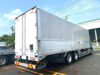 いすゞギガアルミウイング大型（10t）[写真06]