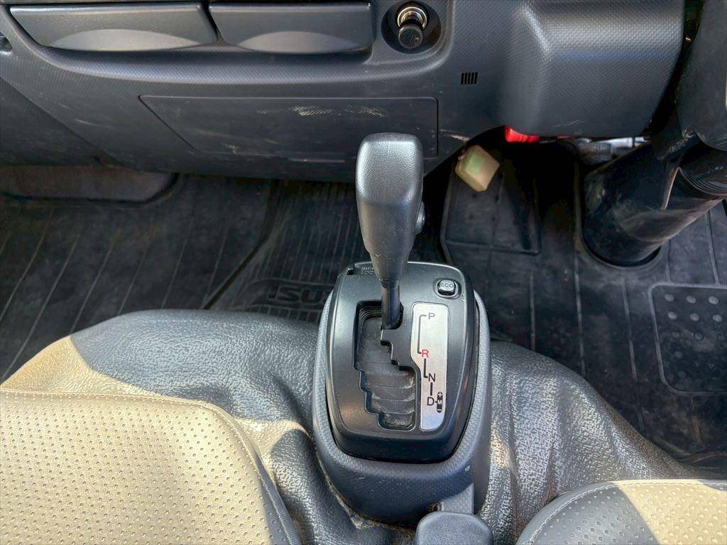 いすゞエルフダンプ小型（2t・3t）[写真23]